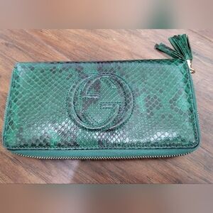 Gucci phyton zip around wallet